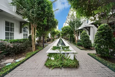210 E 28th Street, Houston, TX 77008 - Photo 35