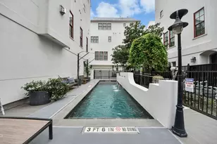 210 E 28th St, Houston, TX 77008 - Photo 33
