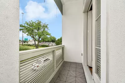 210 E 28th Street, Houston, TX 77008 - Photo 21