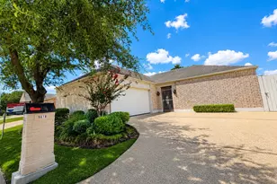 9618 S Caraway Ln, Houston, TX 77036 - Photo 1