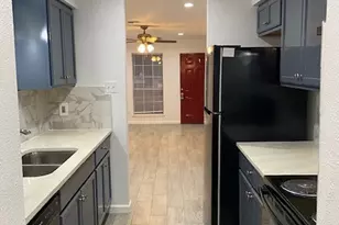 12728 Shannon Hills Dr, Houston, TX 77099 - Photo 11