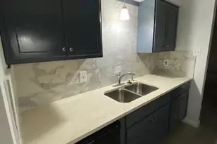 12728 Shannon Hills Dr, Houston, TX 77099 - Photo 13