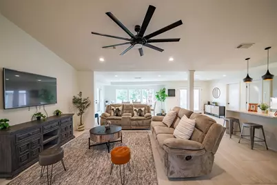 18510 Barbuda Lane, Houston, TX 77058 - Photo 5