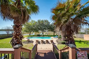 18510 Barbuda Ln, Houston, TX 77058 - Photo 39