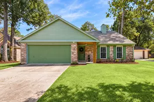 6 Cottage Grove Pl, The Woodlands, TX 77381 - Photo 1