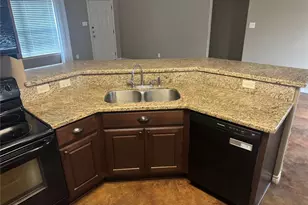 410 Deacon Dr W, College Station, TX 77845 - Photo 5