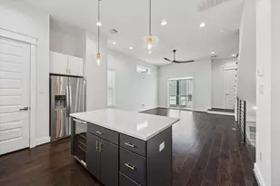 2116 Naomi St, Houston, TX 77054 - Photo 17