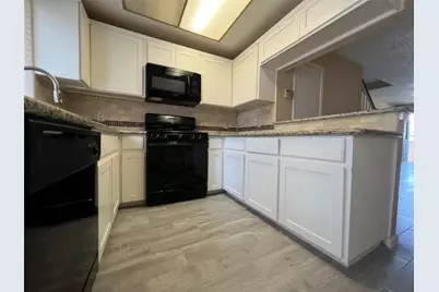2808 Grants Lake Boulevard #304, Sugar Land, TX 77479 - Photo 5