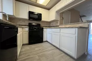 2808 Grants Lake Blvd, Sugar Land, TX 77479 - Photo 5