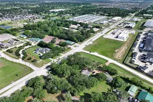 16607 Mueschke Rd, Cypress, TX 77433 - Photo 9