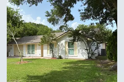 12127 Rhinebeck Drive, Houston, TX 77089 - Photo 3