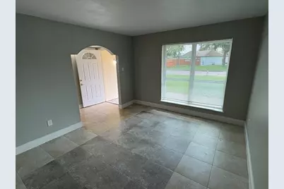 12127 Rhinebeck Drive, Houston, TX 77089 - Photo 9