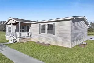 18028 Klein Rd, Winnie, TX 77665 - Photo 3