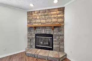 18028 Klein Rd, Winnie, TX 77665 - Photo 17