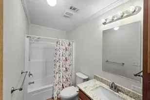 18028 Klein Rd, Winnie, TX 77665 - Photo 41