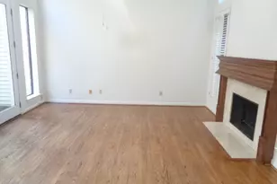 6317 Westcott St, Houston, TX 77007 - Photo 3