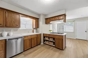 7615 Friars Ct Ln, Spring, TX 77379 - Photo 13