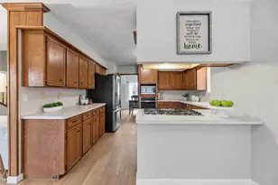 7615 Friars Ct Ln, Spring, TX 77379 - Photo 11