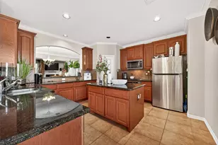 3418 Skyline Village Dr, Houston, TX 77057 - Photo 13