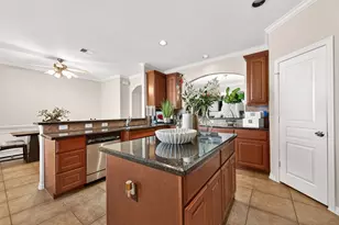 3418 Skyline Village Dr, Houston, TX 77057 - Photo 15