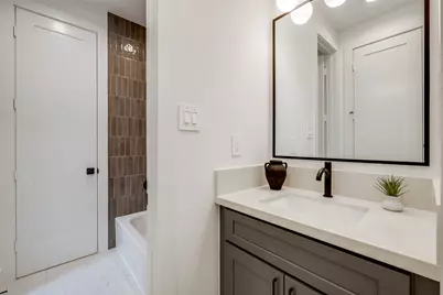 5709 Feagan Street, Houston, TX 77007 - Photo 33