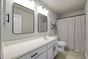 10 Canterborough Pl, Tomball, TX 77375 - Photo 31