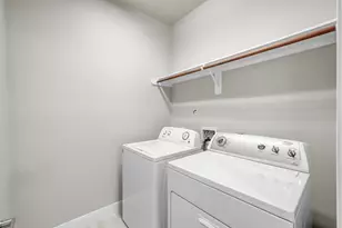 10 Canterborough Pl, Tomball, TX 77375 - Photo 21