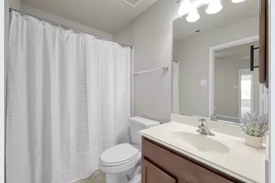 10 Canterborough Place, Tomball, TX 77375 - Photo 35