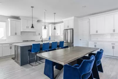 5722 Logan Ridge Lane, Fulshear, TX 77441 - Photo 9