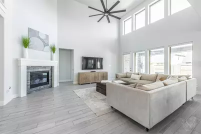 5722 Logan Ridge Lane, Fulshear, TX 77441 - Photo 7