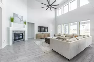 5722 Logan Ridge Ln, Fulshear, TX 77441 - Photo 7