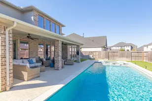 5722 Logan Ridge Ln, Fulshear, TX 77441 - Photo 31