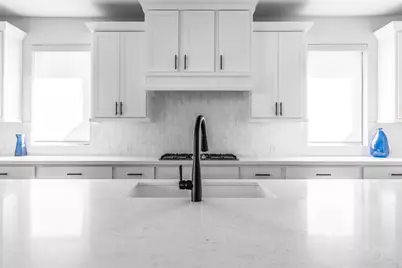 5722 Logan Ridge Lane, Fulshear, TX 77441 - Photo 13