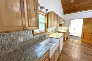 294 Canadian Dr, Trinity, TX 75862 - Photo 19