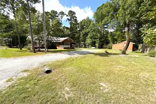 294 Canadian Dr, Trinity, TX 75862 - Photo 3