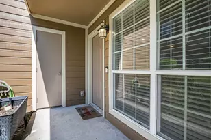 1880 White Oak Dr, Houston, TX 77009 - Photo 3