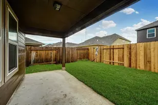 2702 Golden Hills Ct, Fresno, TX 77545 - Photo 15