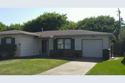 19 Lyncrest Drive, Galveston, TX 77550 - Photo 1