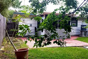 19 Lyncrest Dr, Galveston, TX 77550 - Photo 15