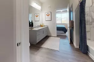 1148 Silber Rd, Houston, TX 77055 - Photo 9