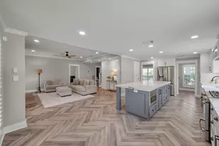 12103 Auburn Hills Dr, Tomball, TX 77377 - Photo 11