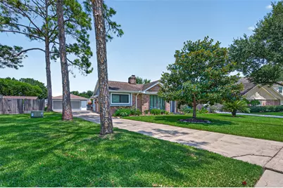 11818 Meadowdale Drive, Meadows Place, TX 77477 - Photo 3