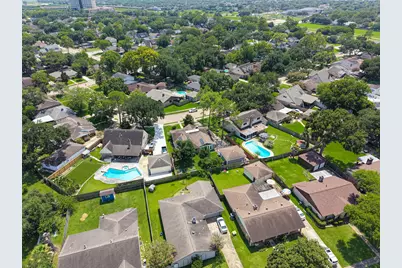 11818 Meadowdale Drive, Meadows Place, TX 77477 - Photo 47