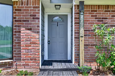 11818 Meadowdale Drive, Meadows Place, TX 77477 - Photo 7