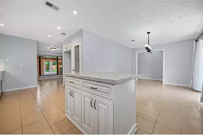 11818 Meadowdale Drive, Meadows Place, TX 77477 - Photo 17