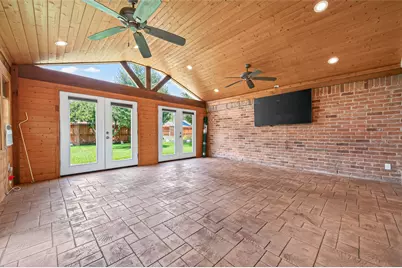 11818 Meadowdale Drive, Meadows Place, TX 77477 - Photo 35