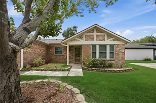 154 Evanston St, Houston, TX 77015 - Photo 1