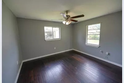 1106 Mooney Road, Houston, TX 77037 - Photo 5