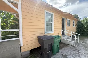 4319 Chapman St, Houston, TX 77009 - Photo 9