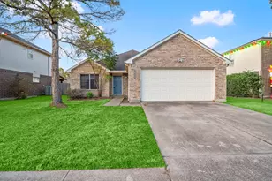 3109 Berryfield, Pearland, TX 77581 - Photo 1